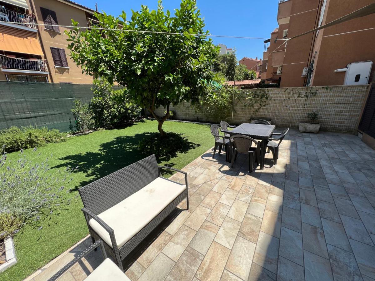Casa Paestum. Your Wonderful Garden In Rome Luaran gambar